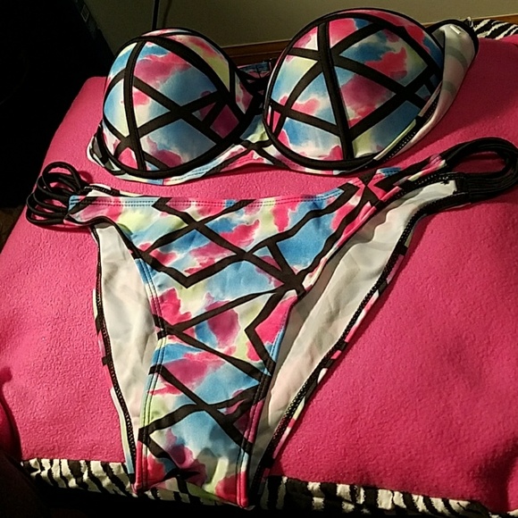 NWOT Watercolor Pushup Bikini! - Picture 2 of 7